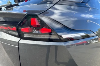 Vehicle Thumbnail 18