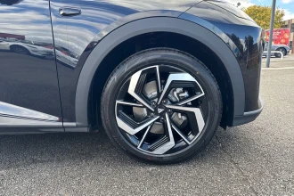 Vehicle Thumbnail 17