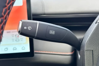 Vehicle Thumbnail 32