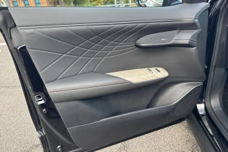 Vehicle Thumbnail 42