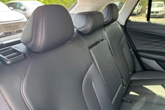 Vehicle Thumbnail 13