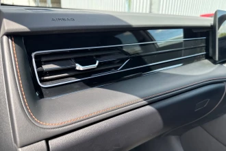 Vehicle Thumbnail 34