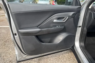 Vehicle Thumbnail 43