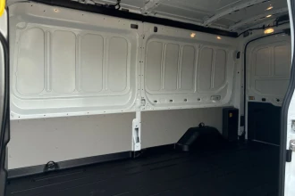 Vehicle Thumbnail 13