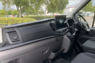 Vehicle Thumbnail 12