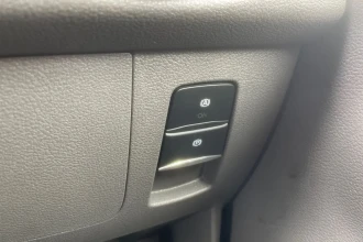 Vehicle Thumbnail 24