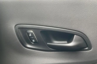 Vehicle Thumbnail 42