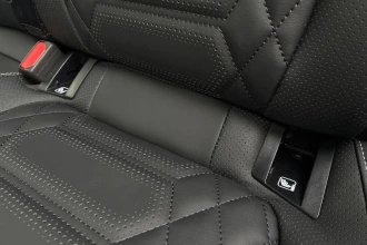 Vehicle Thumbnail 24