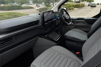 Vehicle Thumbnail 12