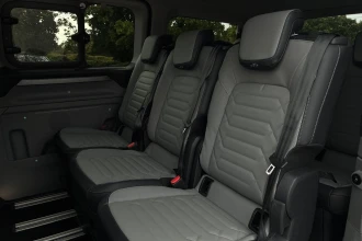 Vehicle Thumbnail 13