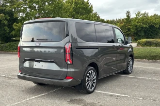 Vehicle Thumbnail 24