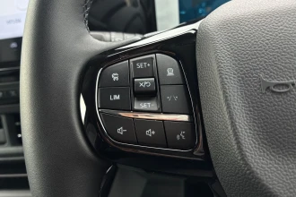 Vehicle Thumbnail 30