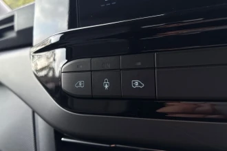 Vehicle Thumbnail 43