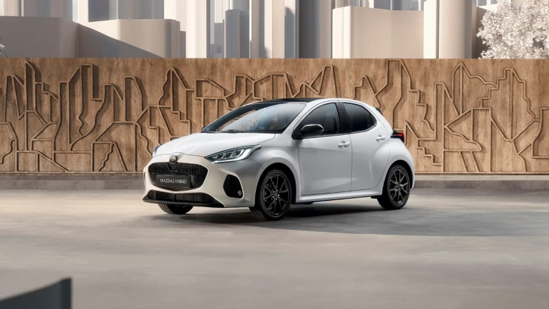 Mazda 2 Hybrid Centre-Line