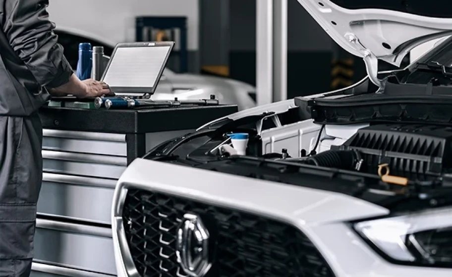 Sandicliffe Lincoln Aftersales – Your Local Service Specialists