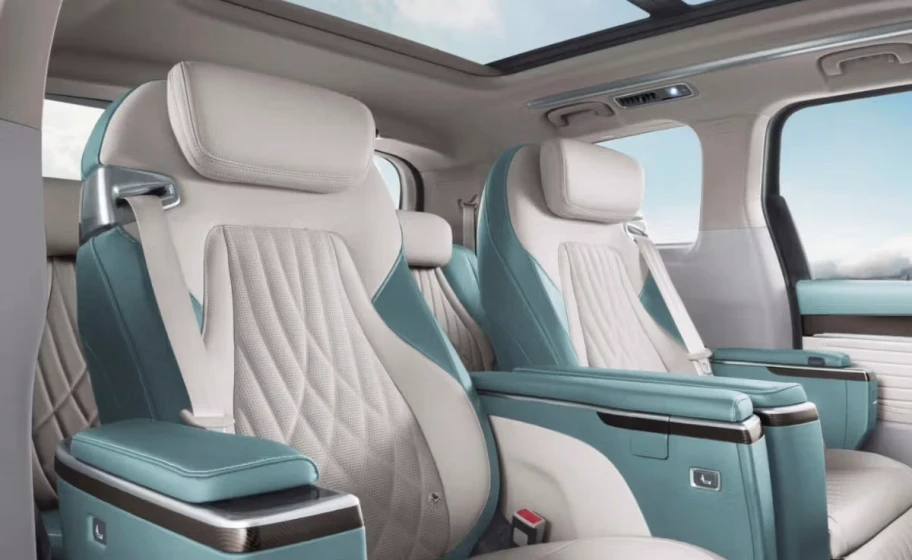 Maxus MIFA 9: Complete Review of the Electric Minivan