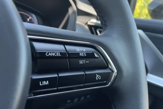 Vehicle Thumbnail 32