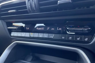 Vehicle Thumbnail 46