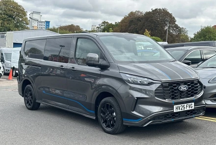 Ford Transit Custom Listing Image