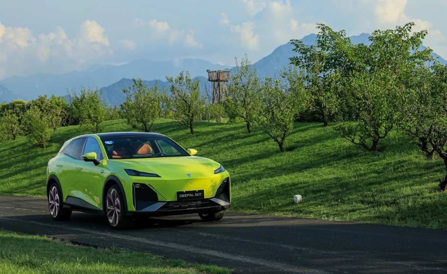 Visiting Sandicliffe Nottingham: New Arrivals and Showroom Tour