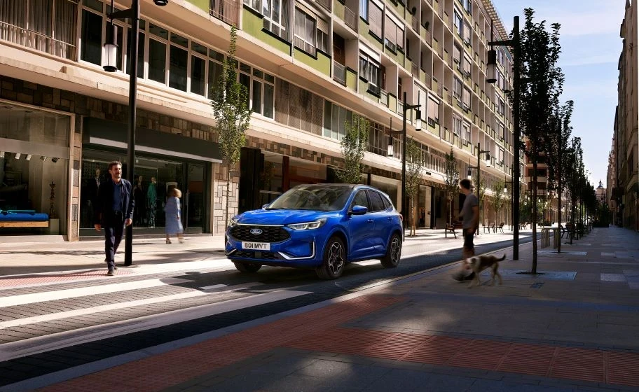 BYD Seal U vs Ford Kuga PHEV: Which Plug-In Hybrid is Best for Your Family?