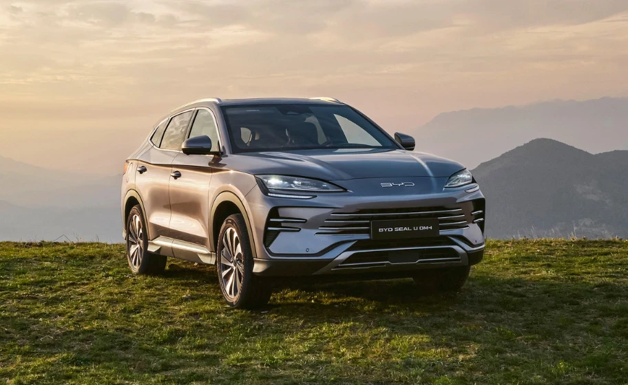 Why Leicester Drivers are Switching to Hybrid Cars this Summer