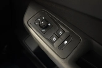 Vehicle Thumbnail 24