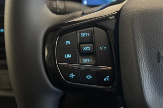 Vehicle Thumbnail 18