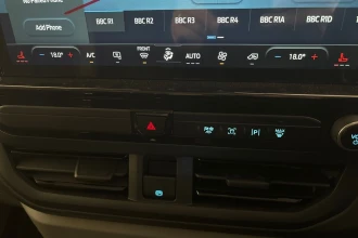 Vehicle Thumbnail 25