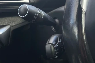 Vehicle Thumbnail 43