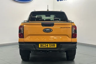 Vehicle Thumbnail 6