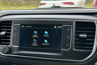 Vehicle Thumbnail 25