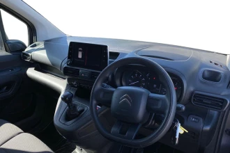 Vehicle Thumbnail 13