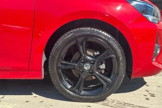 Vehicle Thumbnail 11