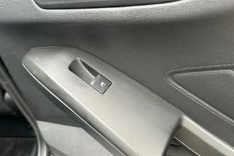 Vehicle Thumbnail 18