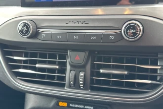 Vehicle Thumbnail 30