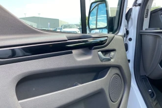 Vehicle Thumbnail 23