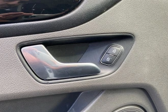 Vehicle Thumbnail 24