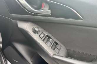 Vehicle Thumbnail 21