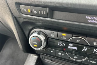 Vehicle Thumbnail 30