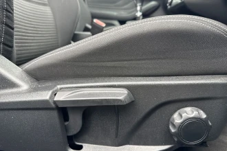 Vehicle Thumbnail 28