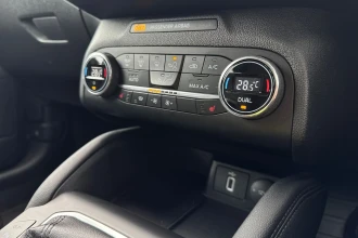 Vehicle Thumbnail 36