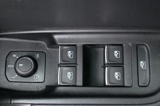 Vehicle Thumbnail 23