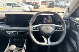 Vehicle Thumbnail 28