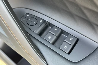 Vehicle Thumbnail 30