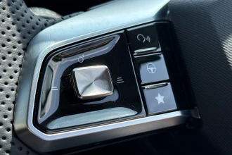 Vehicle Thumbnail 34