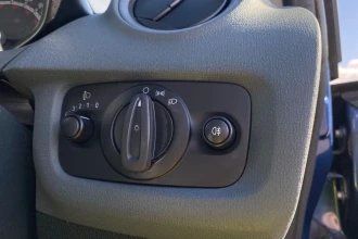 Vehicle Thumbnail 32