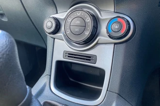 Vehicle Thumbnail 36