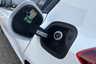 Vehicle Thumbnail 20