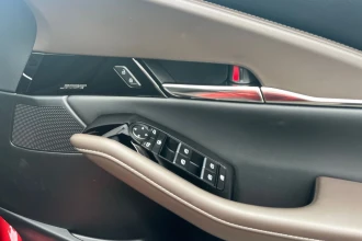Vehicle Thumbnail 31